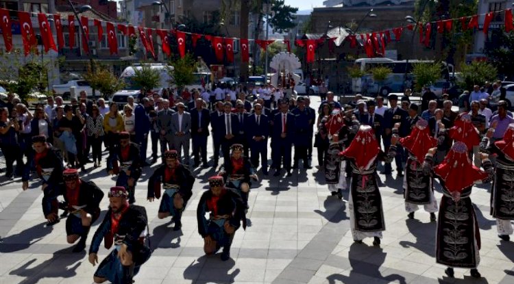 GÖNÜLLERİN ŞEHRİ BİGA’DA COŞKULU KUTLAMA  ERDOĞAN; “HEMŞEHRİLERİMİZLE BİRLİKTE NİCE 100 YILLARA'' (08.09.2022)