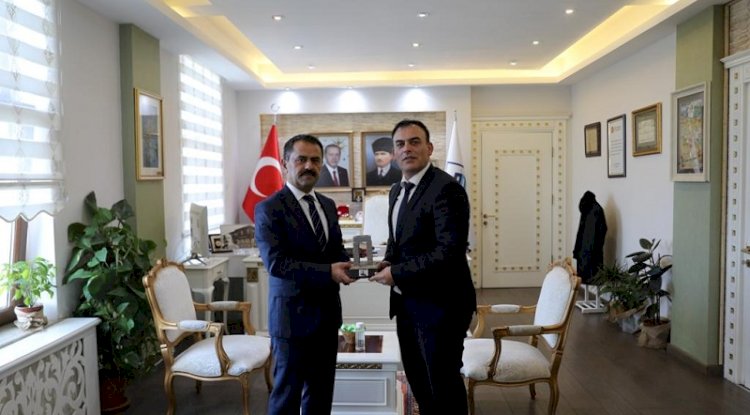 Abedini’den Vali Aktaş’a ziyaret 