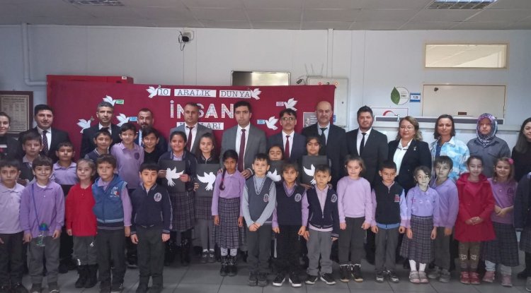 Mustafa Kemal İlkokulu’nda program 