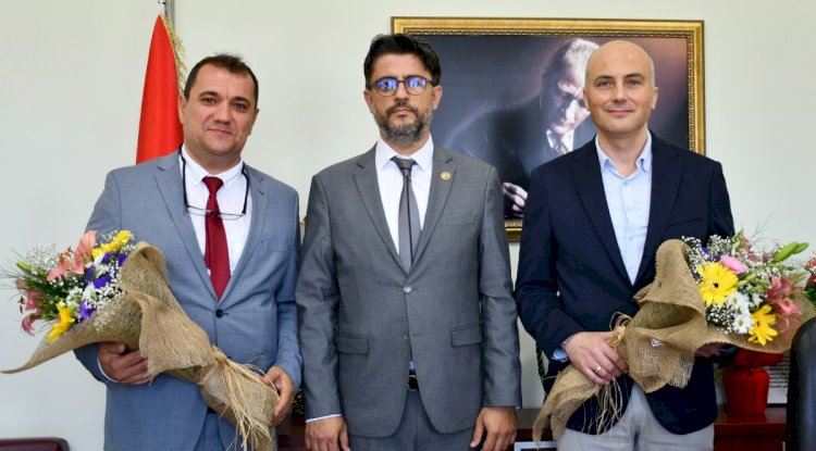 ÇOMÜ’De Devir Teslim Töreni Yapıldı