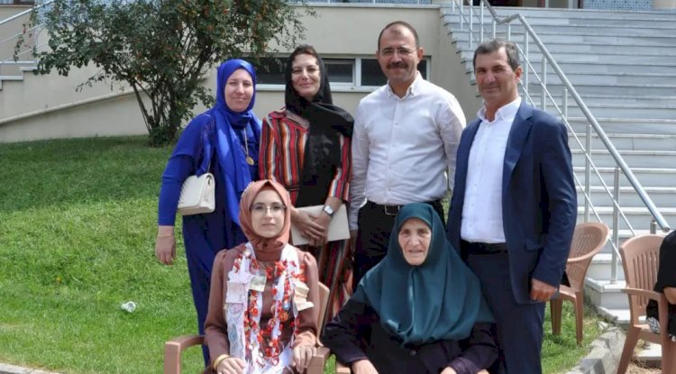 Kaymakam Dolu hatim cemiyetine katıldı