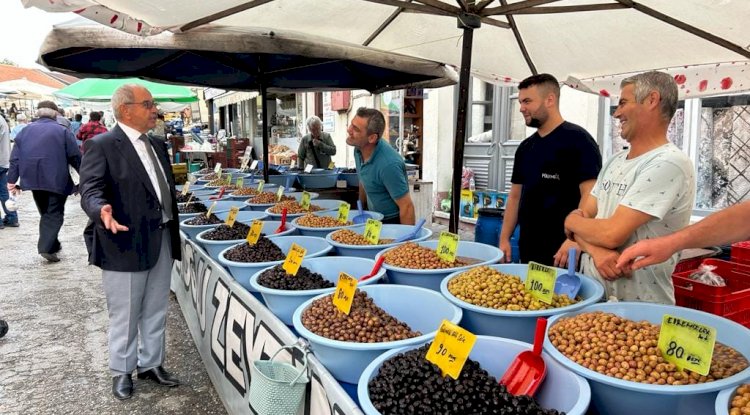 Özacar esnafın taleplerini dinledi