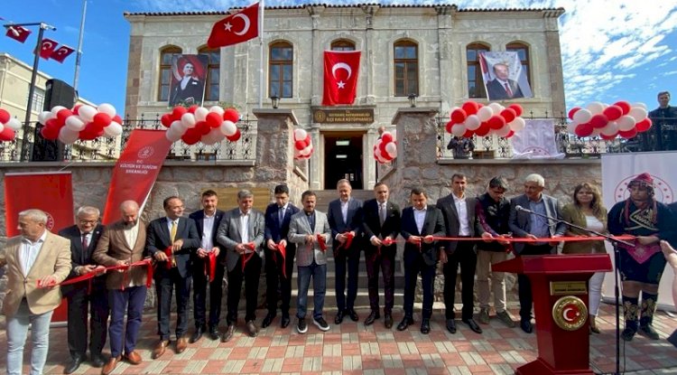 Halk Kütüphanesinin restorasyonu tamamlandı