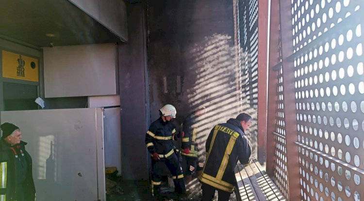 AVM’de yangın paniği