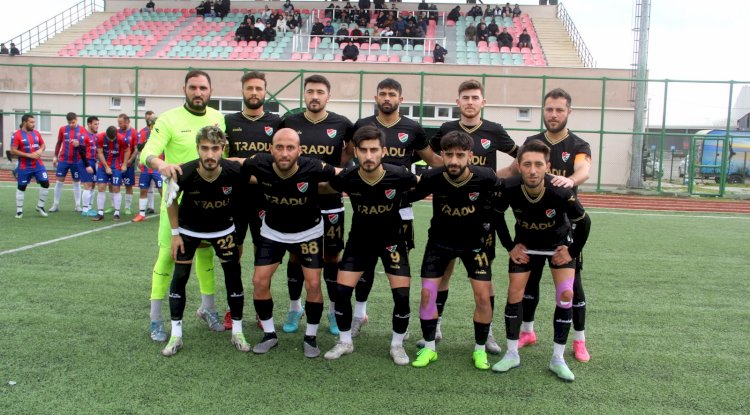 Lider Ezinespor’dan 4 gollü galibiyet