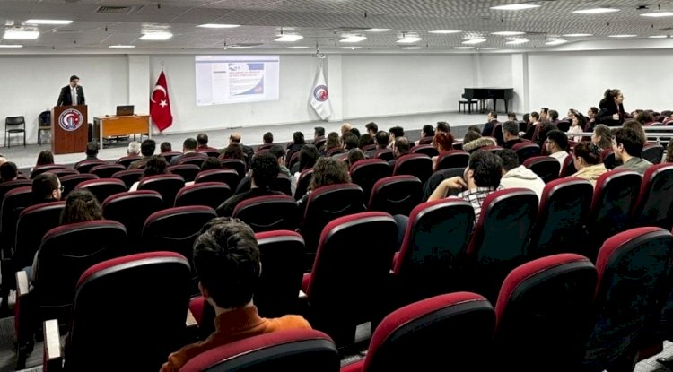 Öğrencilere Eğitim Enstitüsü Seminerlerinin 6.’sı gerçekleştirildi