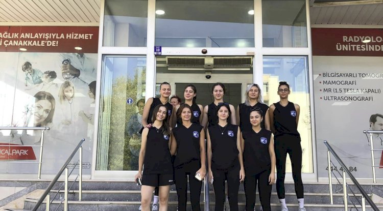 KADIN VOLEYBOL TAKIMINA SAĞLIK KONTROLÜ