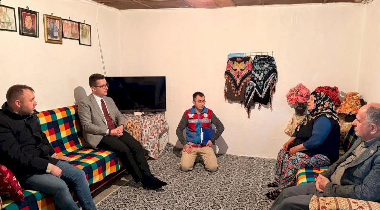 Ezine’de hane ziyaretleri: talepler yerinde dinlendi