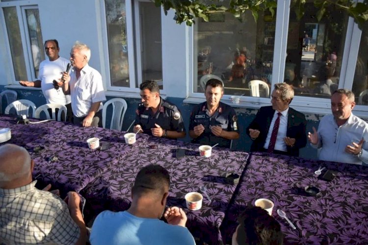 Çetmi köyünde aşure ikramı yapıldı