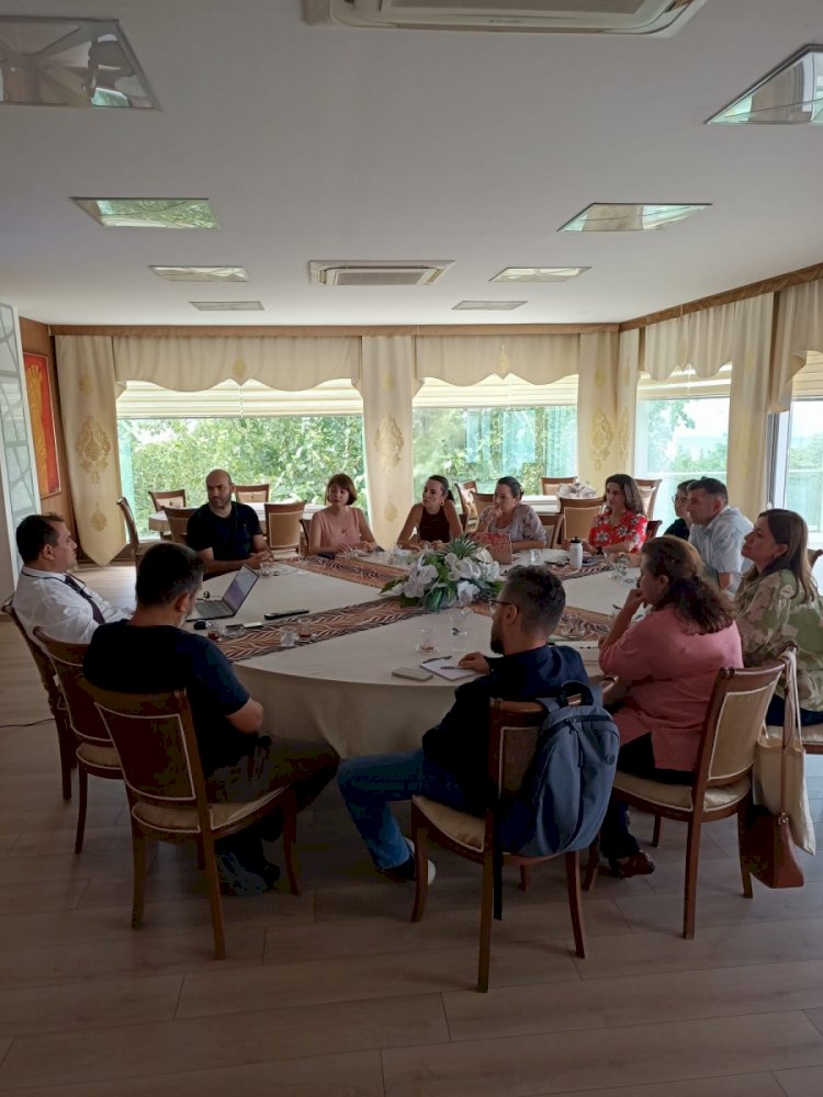 Gökçeada’da proje eğitimi verildi