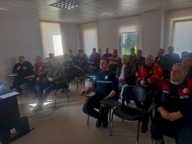 İtfaiye personeli eğitimde buluştu