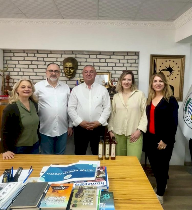 Başkan Oruçoğlu konuklarını ağırlıyor