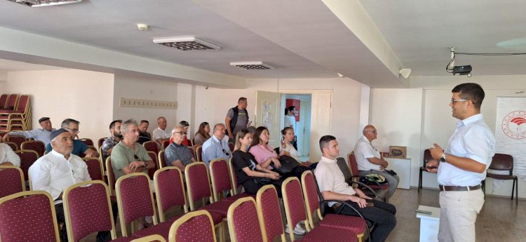 Üreticiler eğitime katıldı
