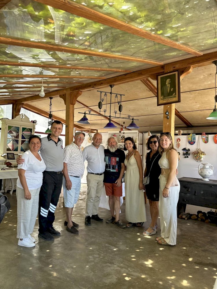 Bozcaada’da karma sergi açıldı